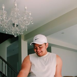 Meet your Posher, Steven